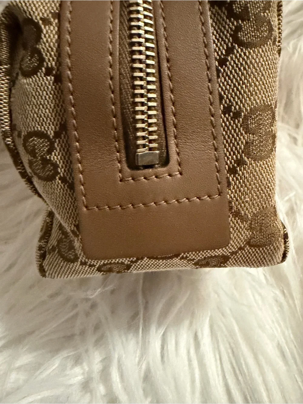 Gucci Beige GG Canvas Cosmetic Pouch with Pink and Brown Center Stripe